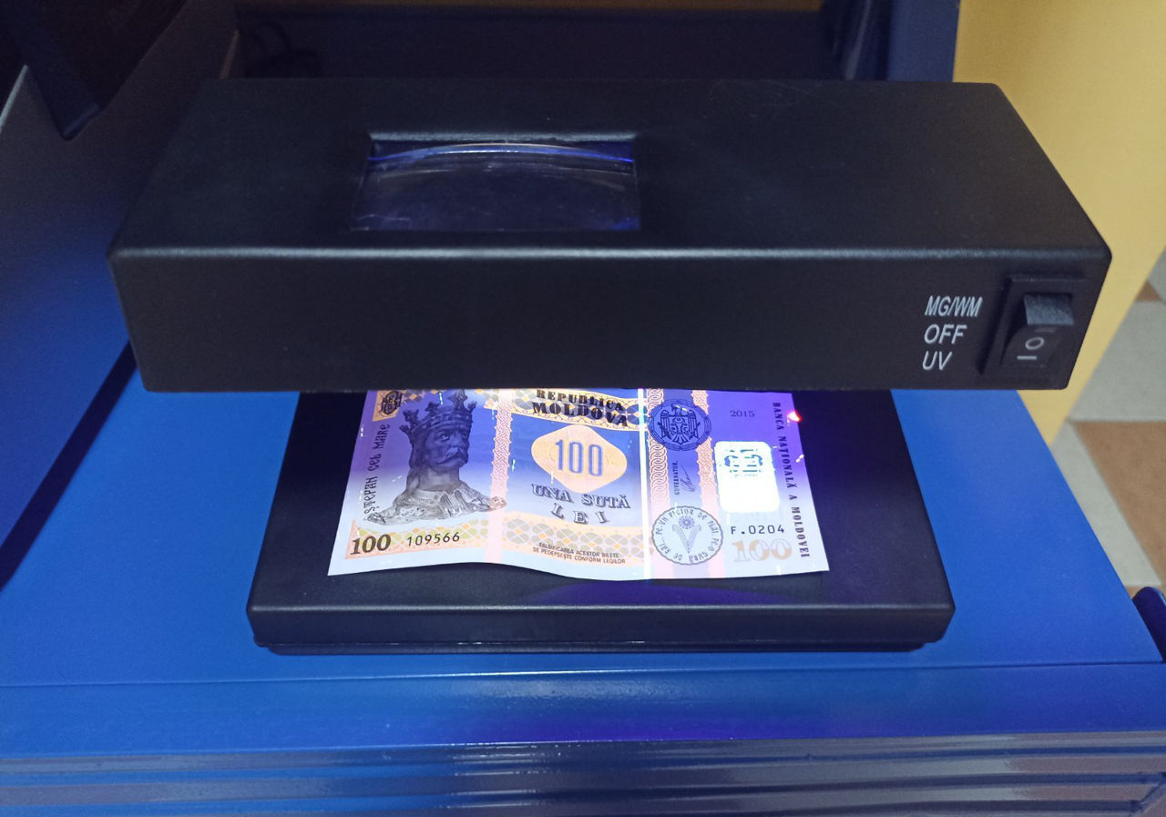 Verificator bancnote si documente UV. Детектор поддельных денег, банкнот / валюты с УФ, МГ, БП. foto 1