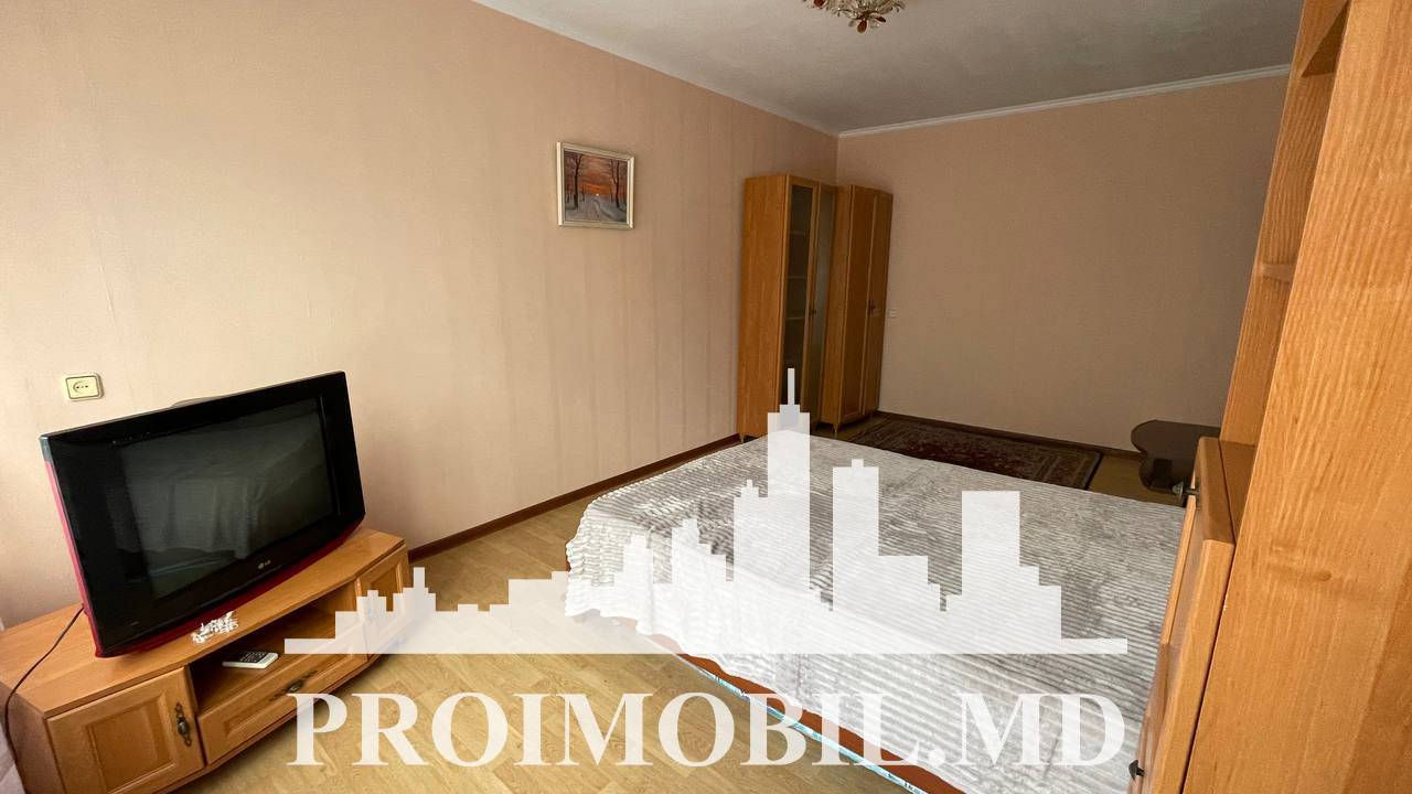 Apartament cu 2 camere, 62 m², Centru, Chișinău foto 2