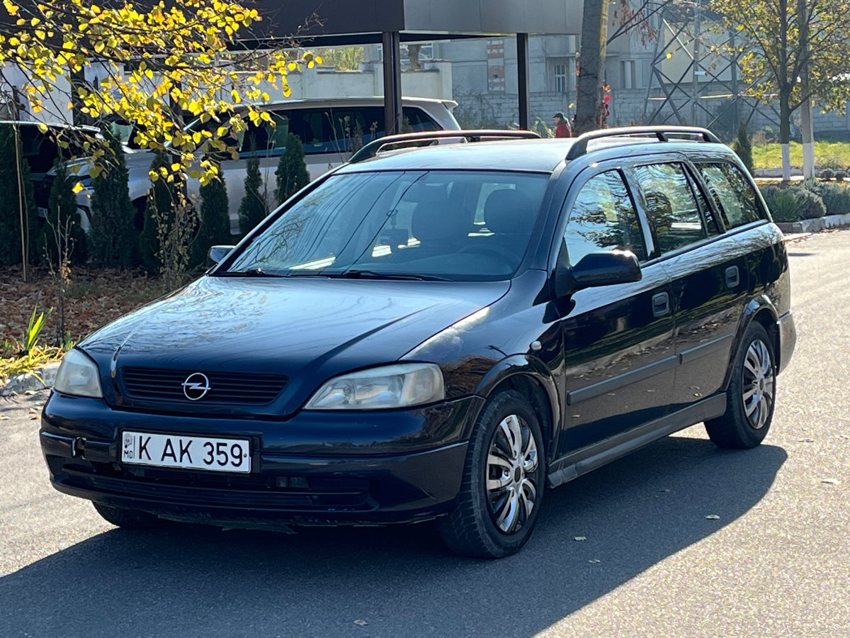 Opel Astra фото 2