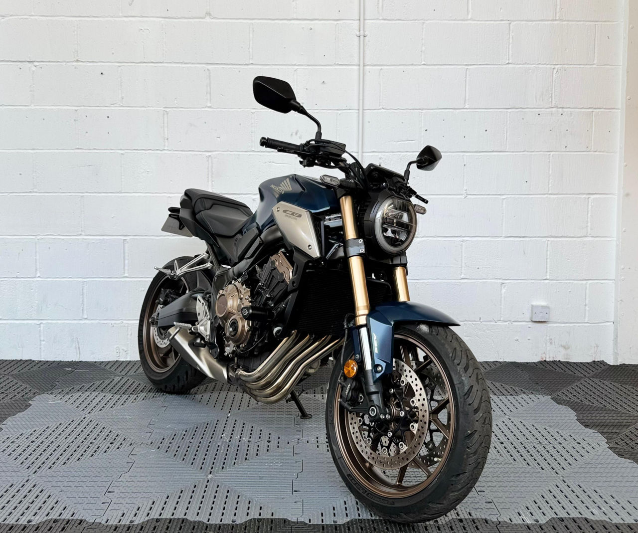 Honda CB650R foto 0