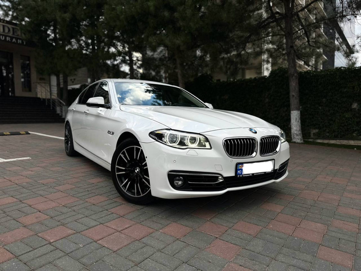 BMW 5 Series foto 0