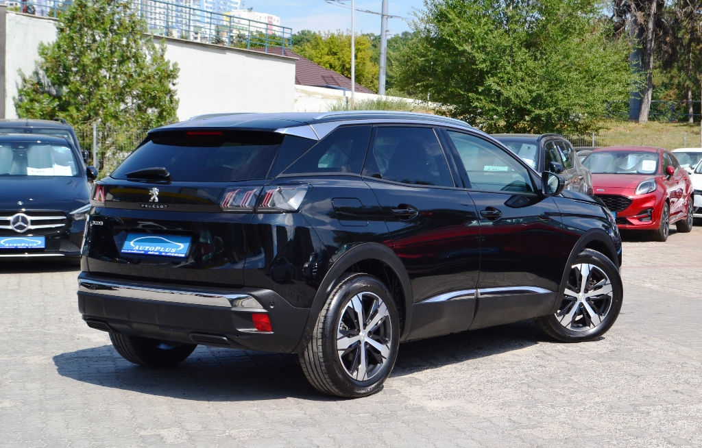 Peugeot 3008 фото 1
