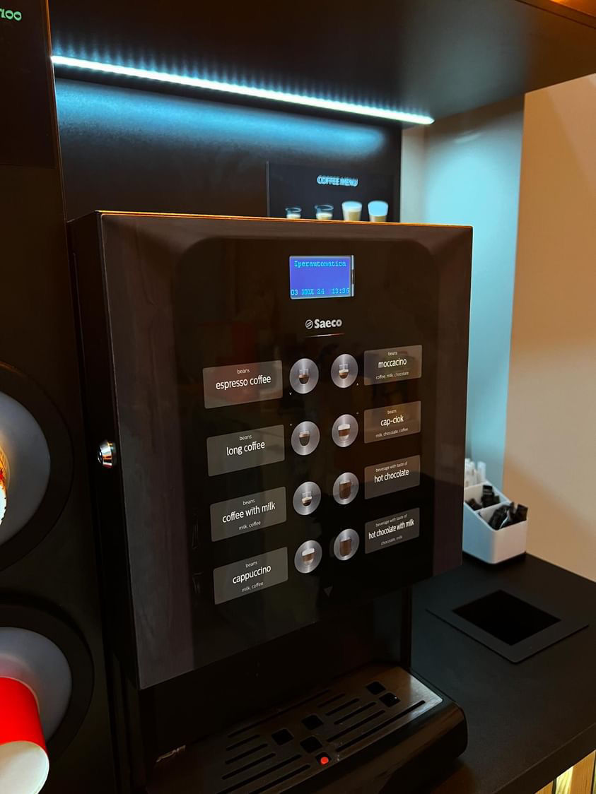 Cafenea Self Service / Кофейня самообслуживания foto 2