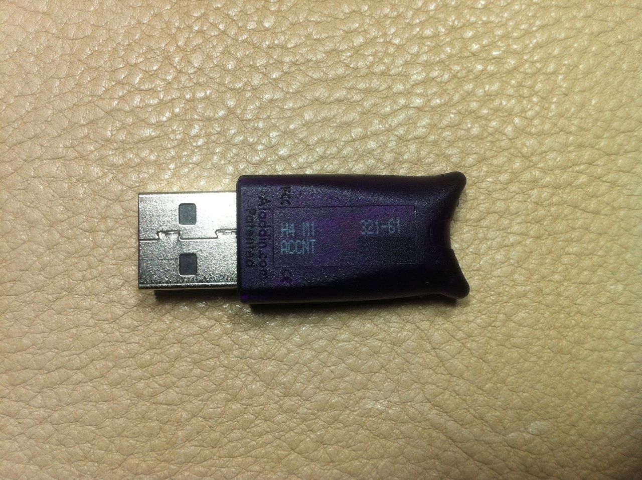 Продам защитный USB ключ HASP для 1С