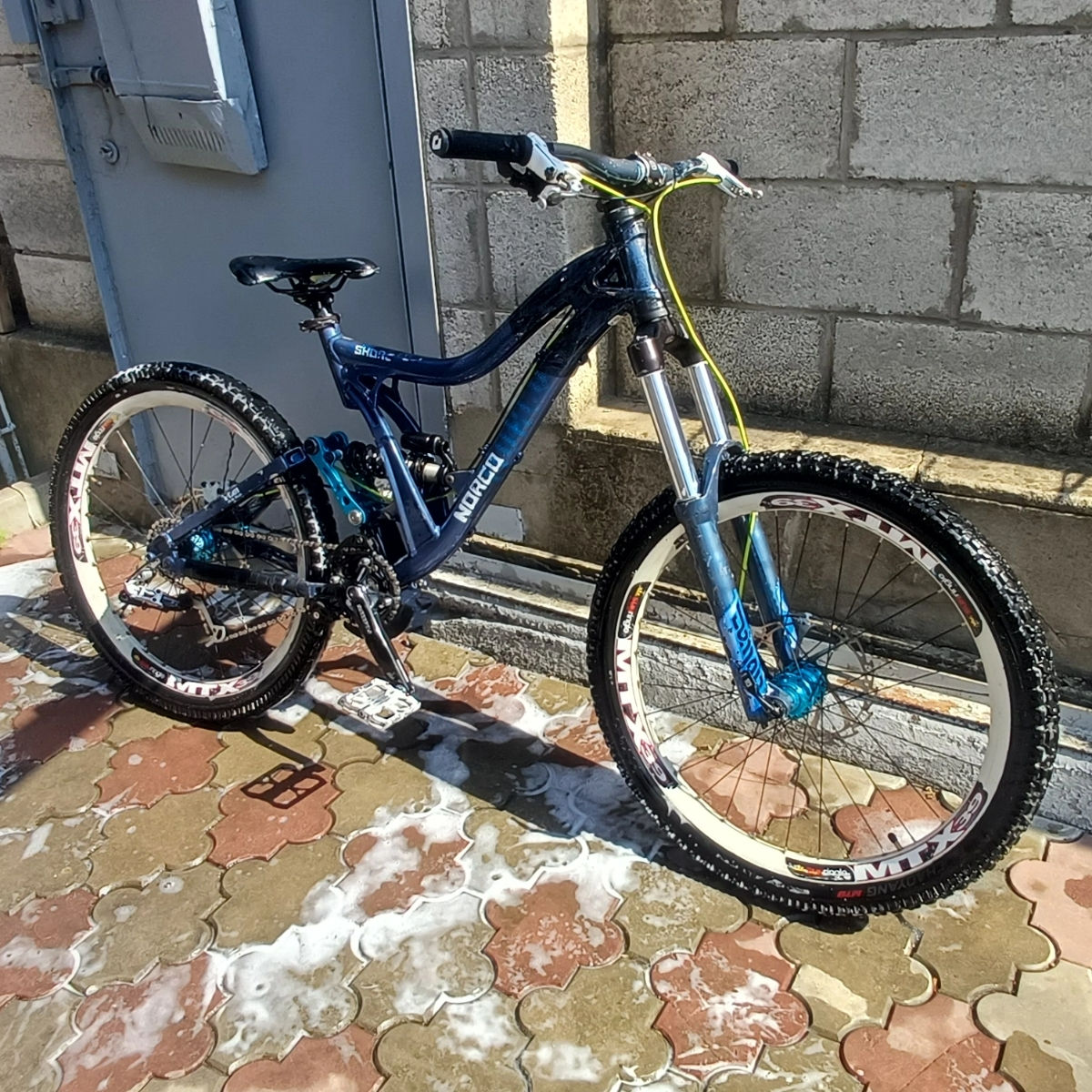 2009 Norco Norco Shore 2010 2010 Norco '09 Shore One Specs