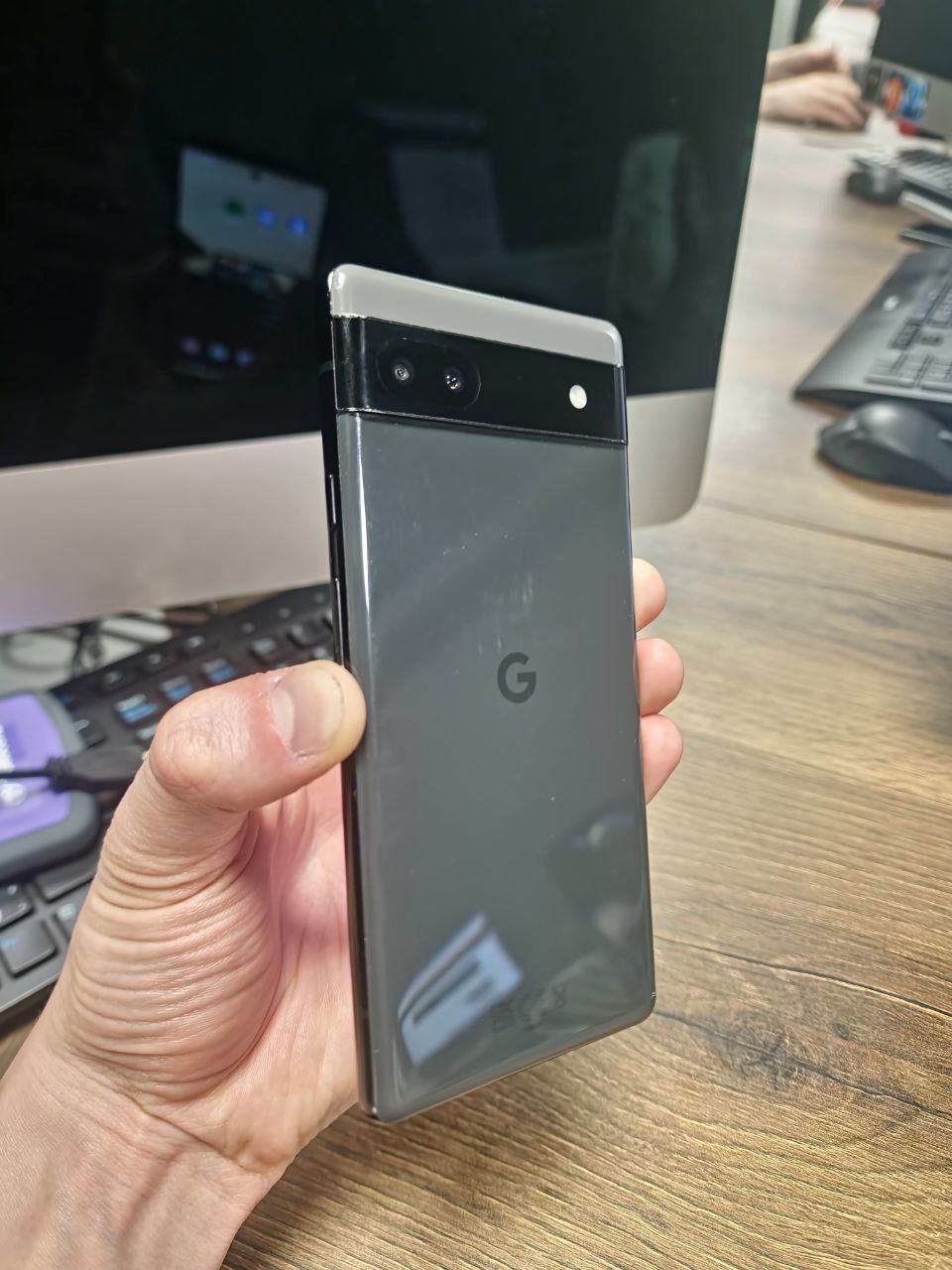 Google Pixel 6a - 2800 лей