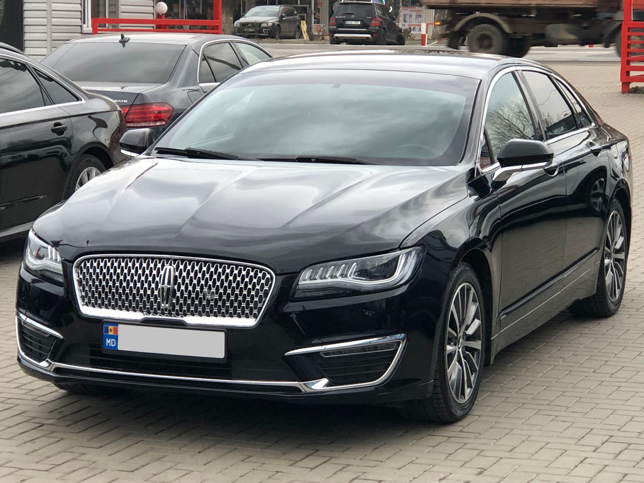 Lincoln MKZ foto 0