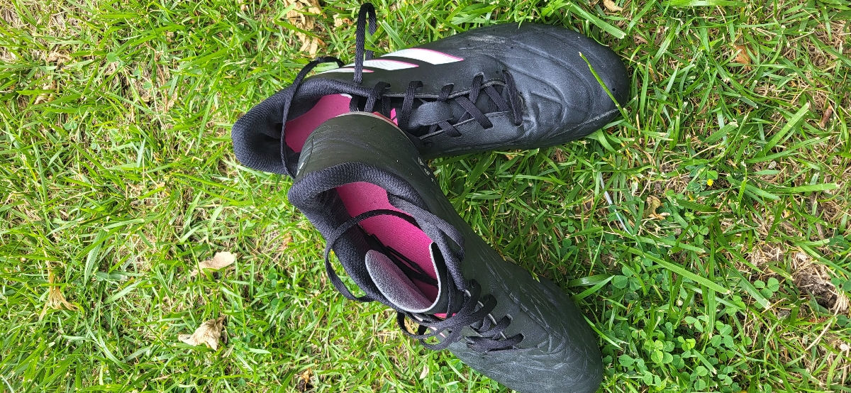 Incaltaminte footbal! Adidas!!! Marimea 41.5 foto 0
