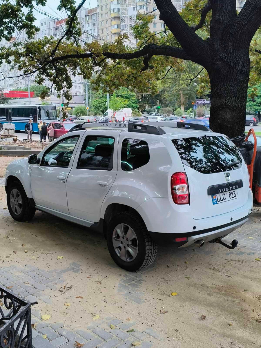Chirie auto 24/24 poze reale fara gaj si limita de km foto 2
