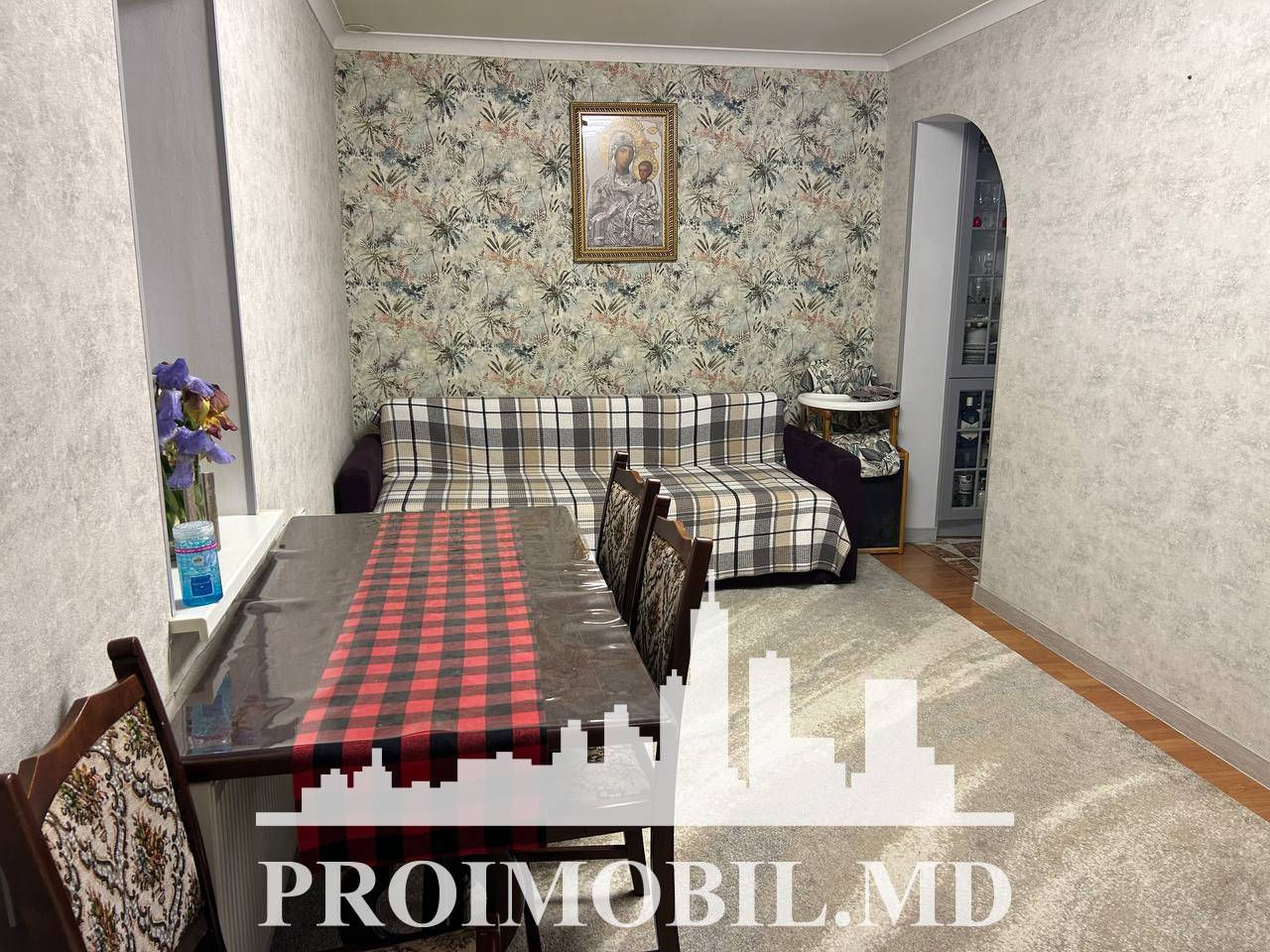 Casă spre vânzare cu 2 camere, 80 m2 în Suburbie, Straseni foto 1