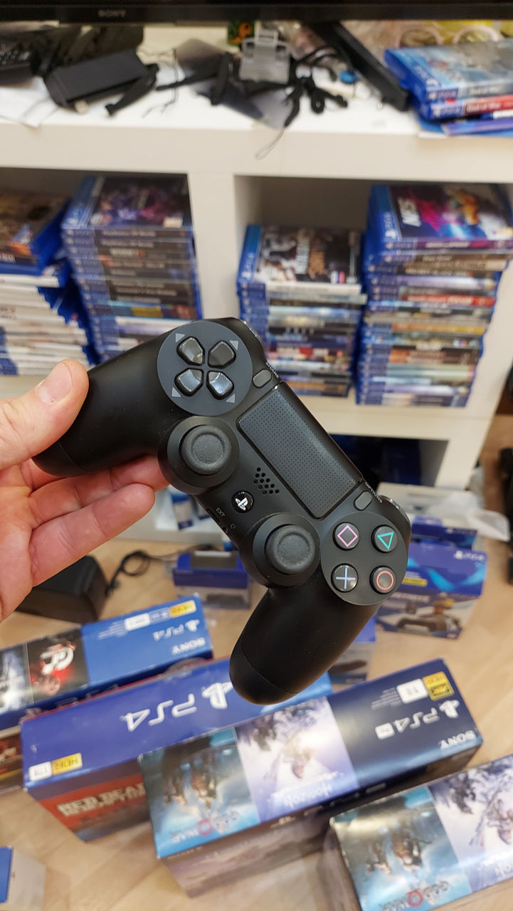 Приставка Sony Ps4 Slim 1tb Pro1tb Ps5 Slim Ревизия Новая Игры и подписка  Ps Plus EA Ubisoft