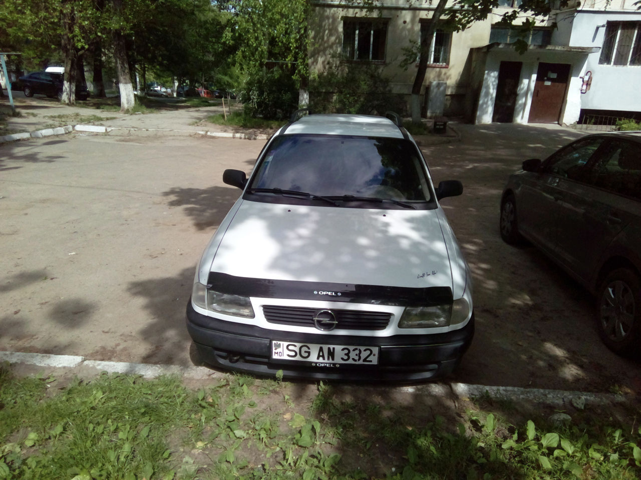 999 md opel astra