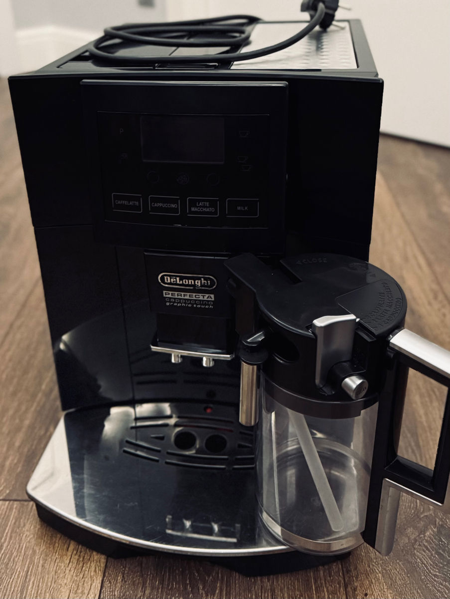 Espressor automat DeLonghi Perfecta Cappuccino, Graphic Touch, 1350W, 15 bari foto 0