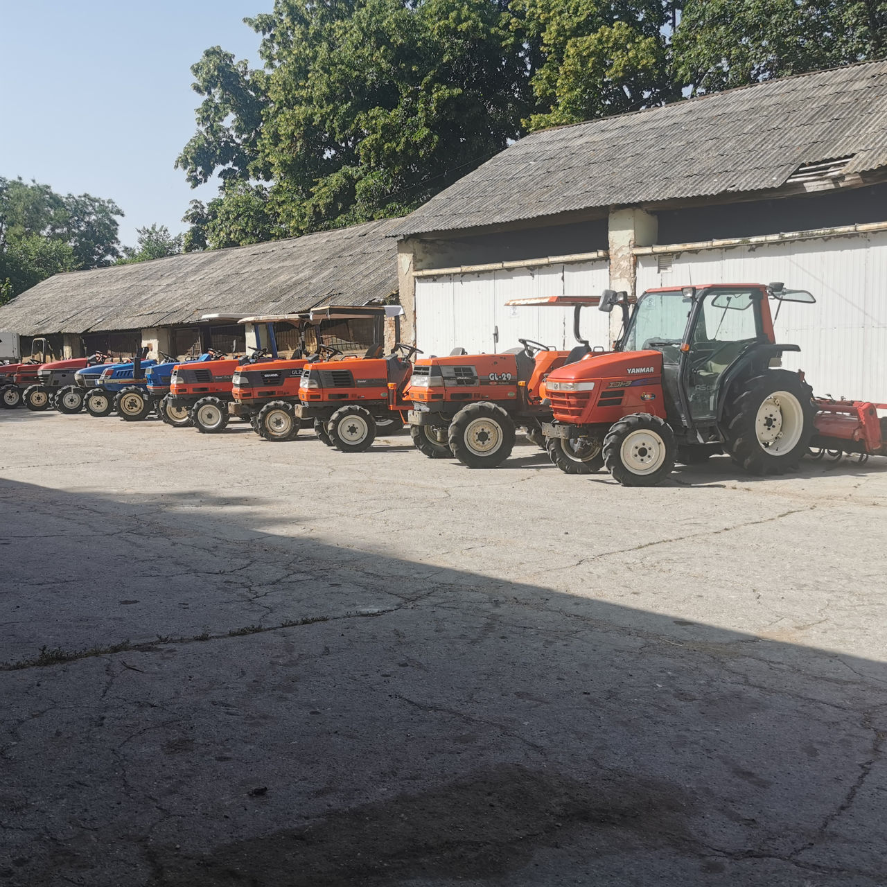 Tractor japonez - Iseki TA267 +freza+transport gratuit foto 18