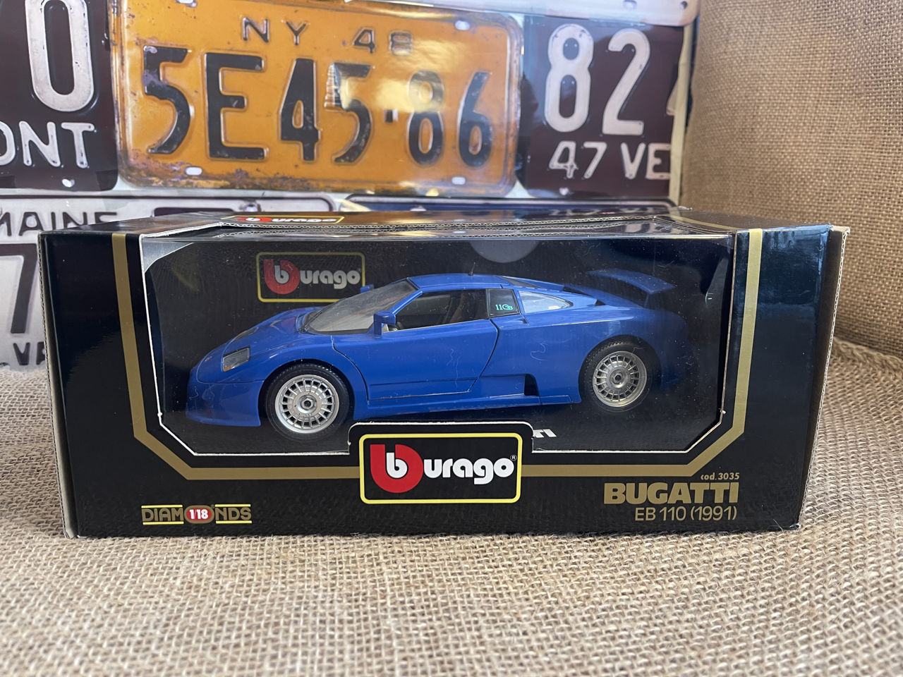 Коллекционные модели авто 1/18 масштаб Bugatti