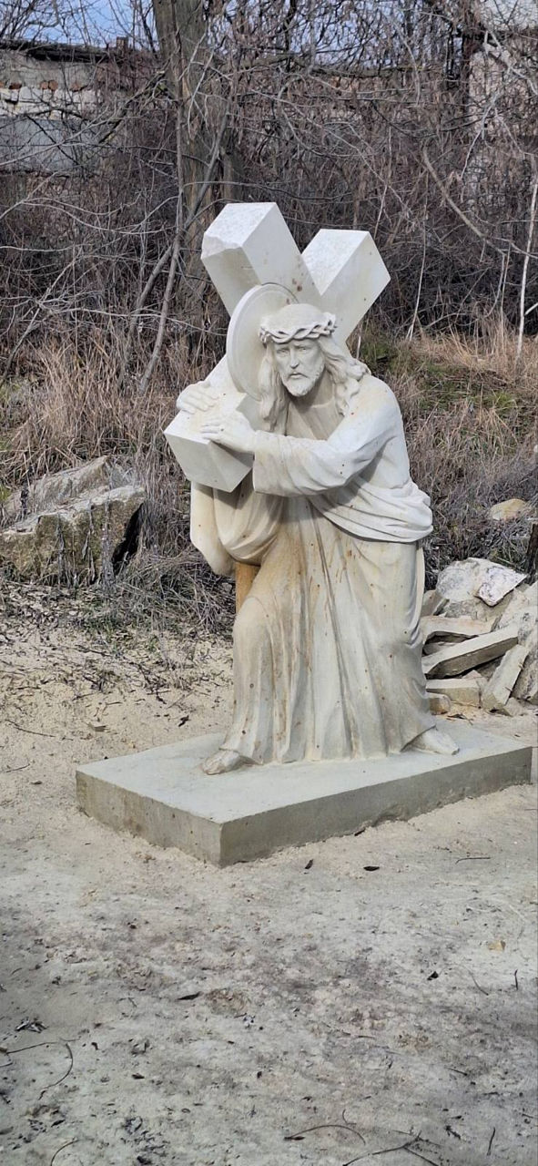 Sculpturi din piatră de Cosăuţi. фото 4