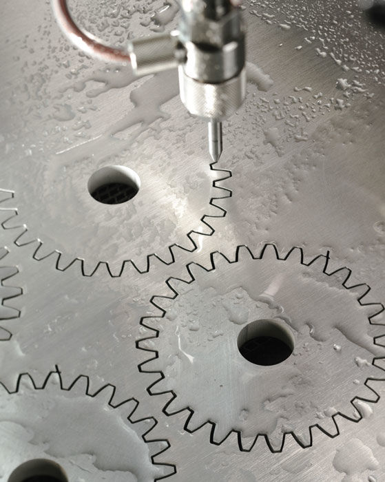 Servicii taiere configurată cu jet de apă și nisip( water jet) foto 5