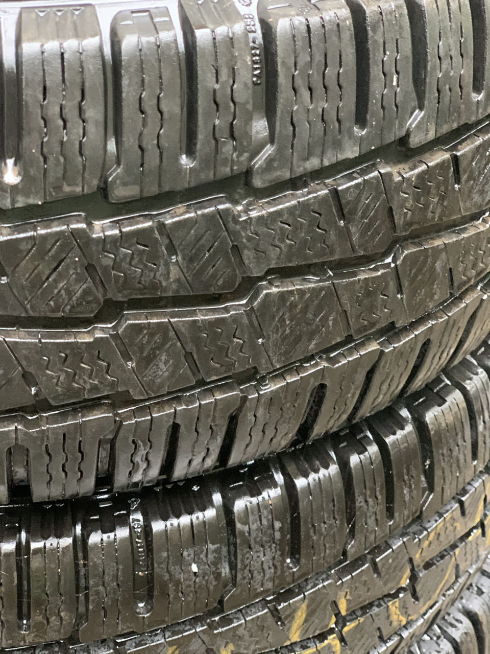 215/65 R16C Michelin