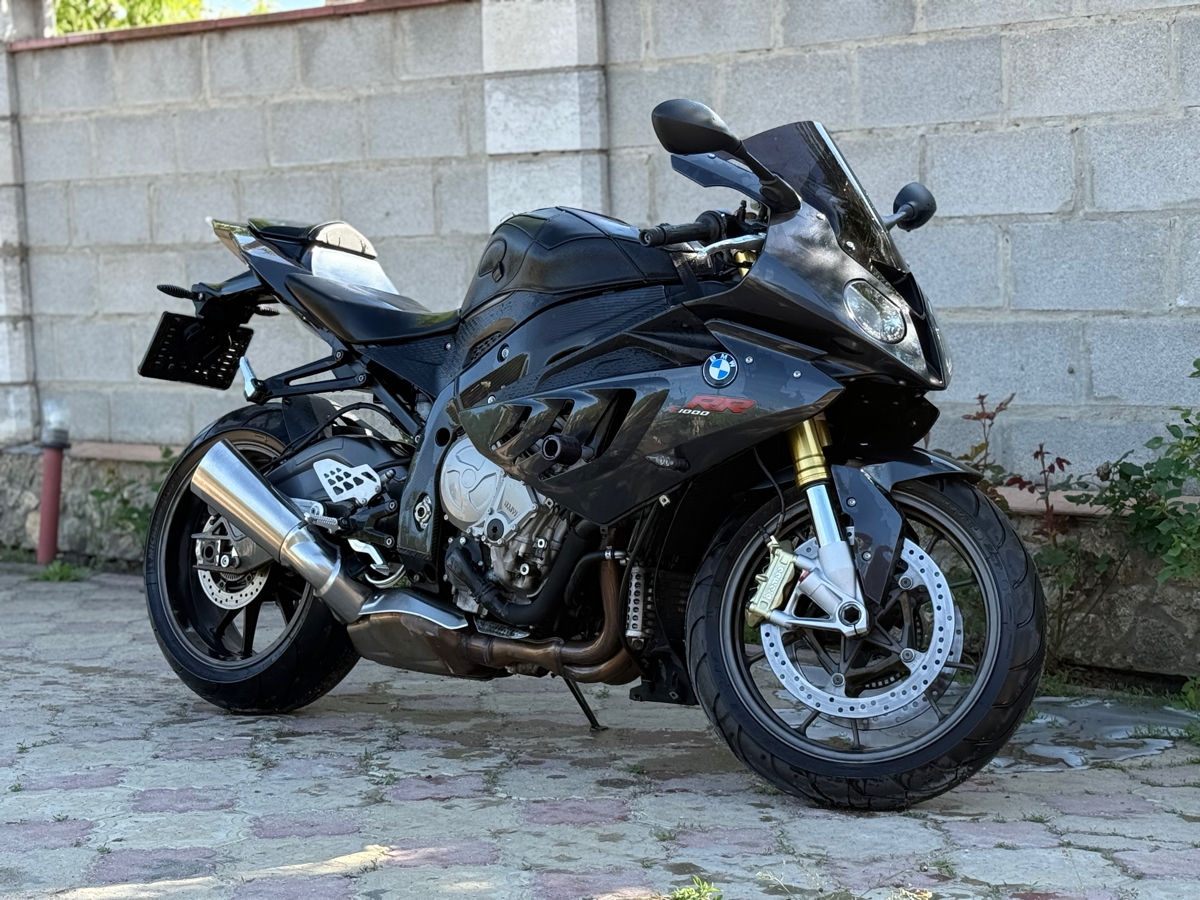 BMW S1000RR фото 1