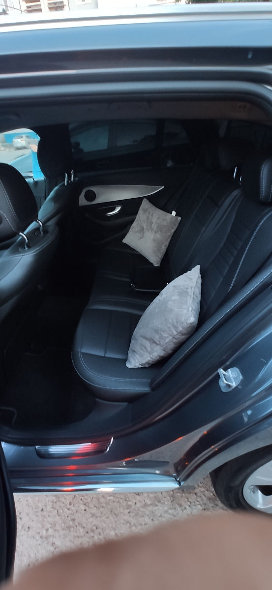 Mercedes E-Class foto 3