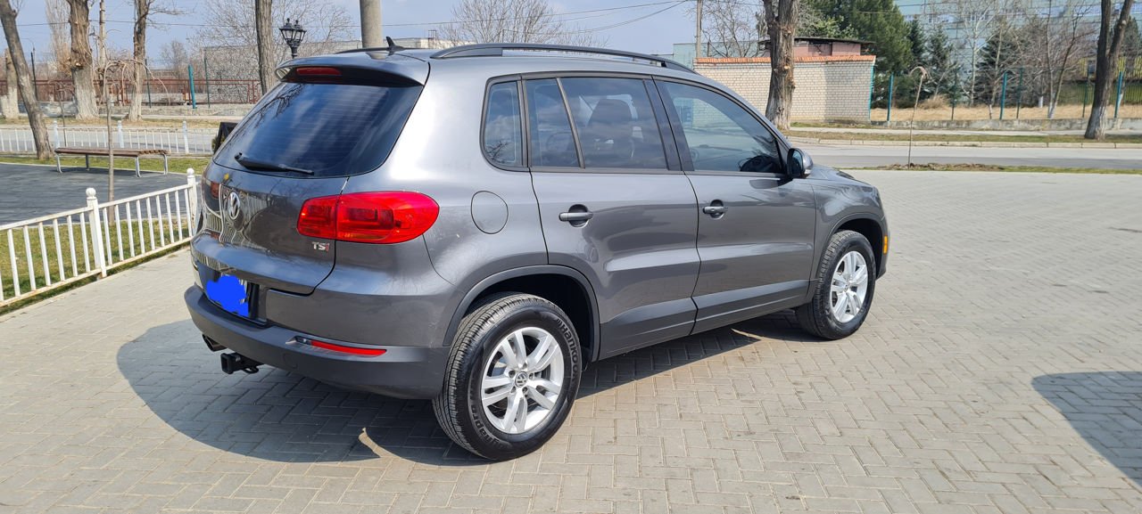 Volkswagen Tiguan фото 3