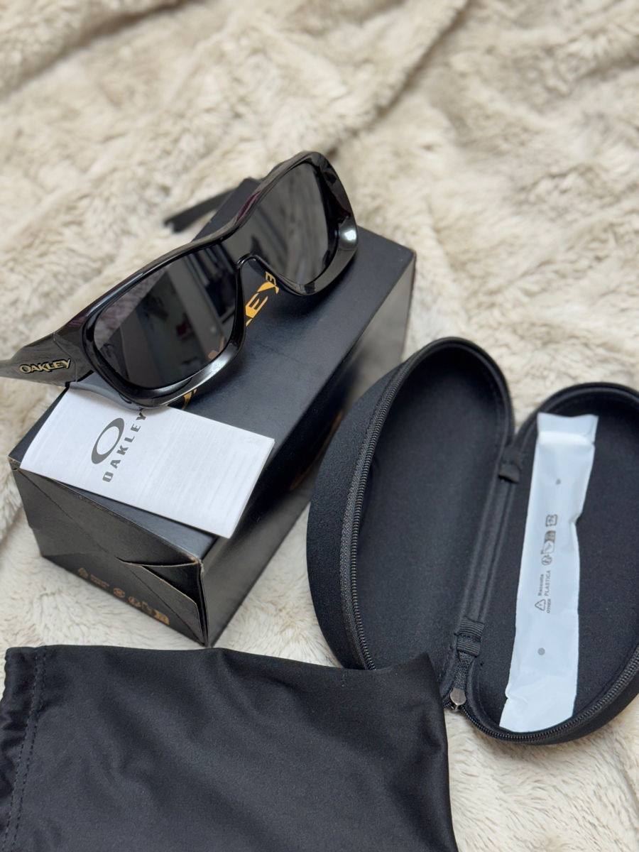 Ochelari de Soare Oakley Originali – Model Sport / Lifestyle  фото 0