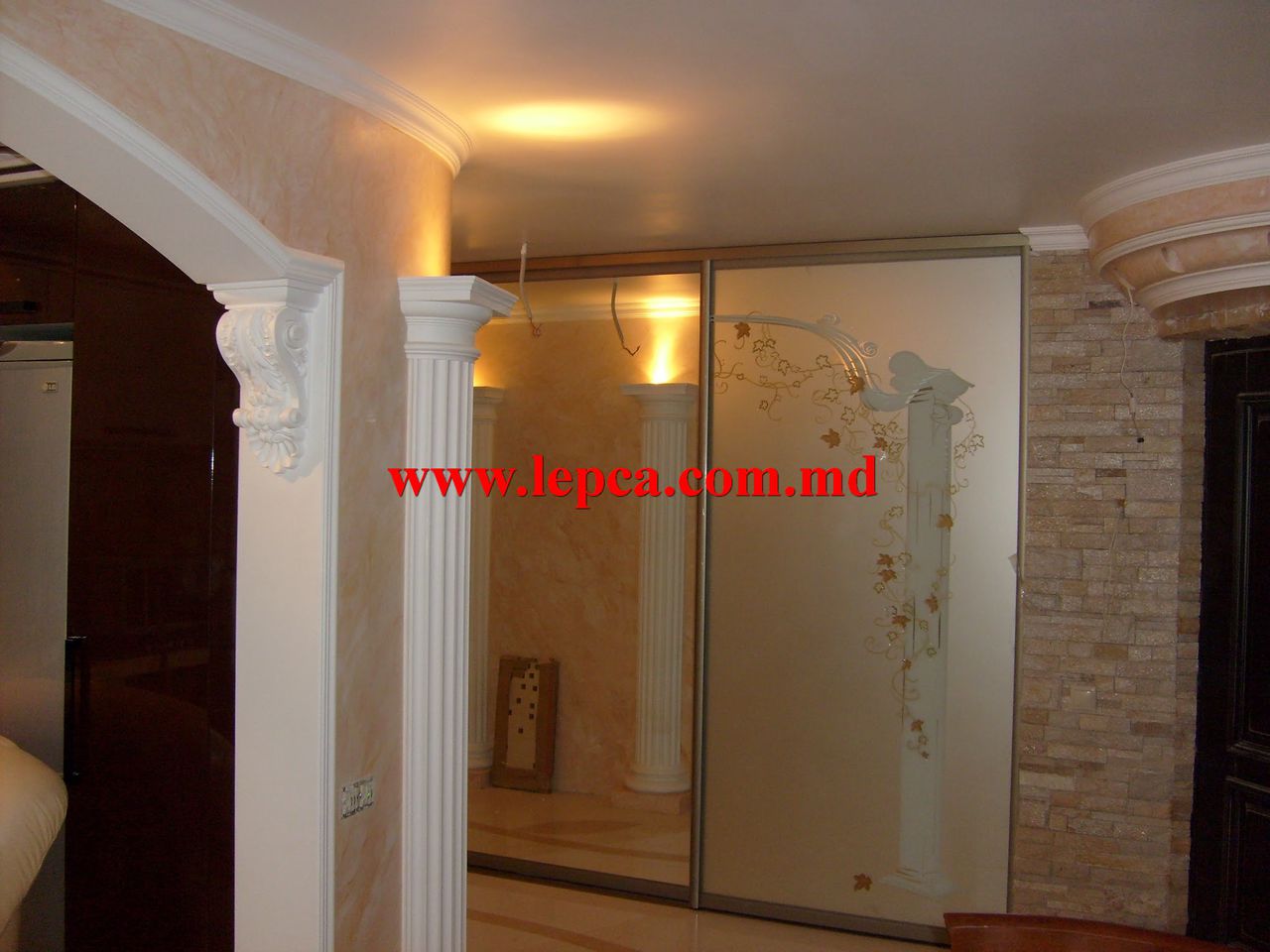 Carnizuri din gips efectuam lucrari din gips la comanda.Profesional, calitate garantata! foto 2