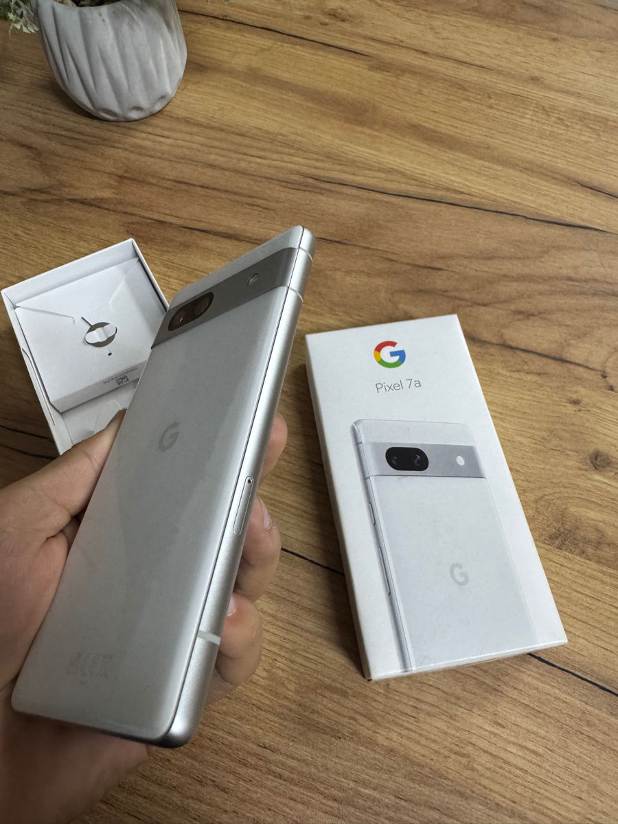 Google pixel 7a 128gb lucreaza 10/10 , stare ca nou ! foto 1