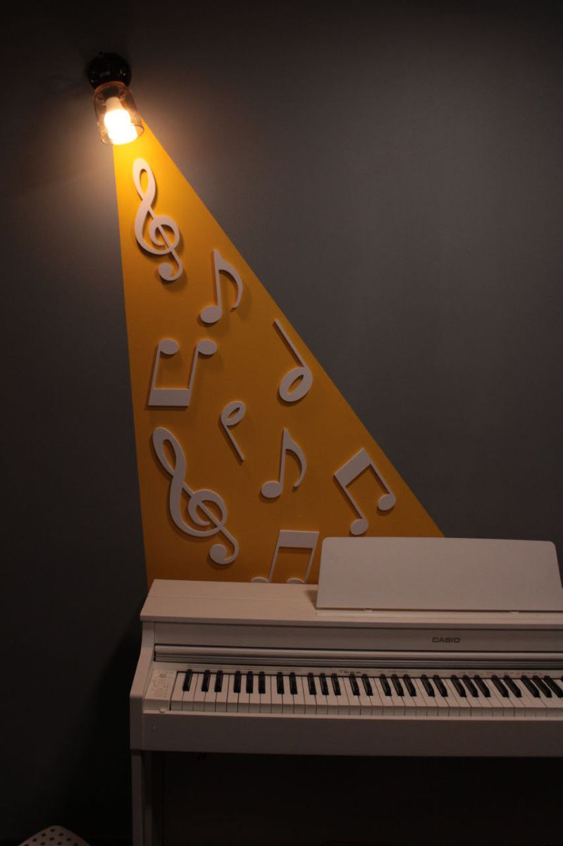 Studio muzical - Tobe, Voce, Pian, Chitară, Dans foto 6