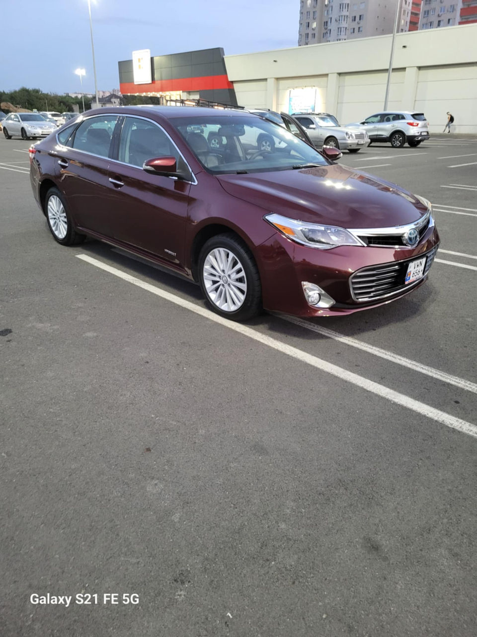 Toyota Avalon foto 1