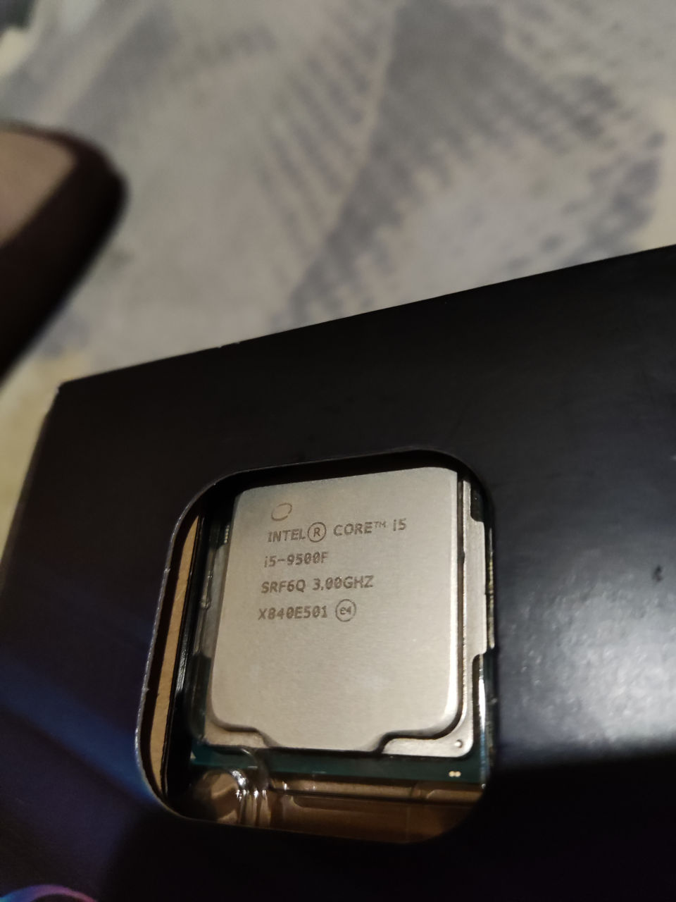 intel i5-9500f foto 2