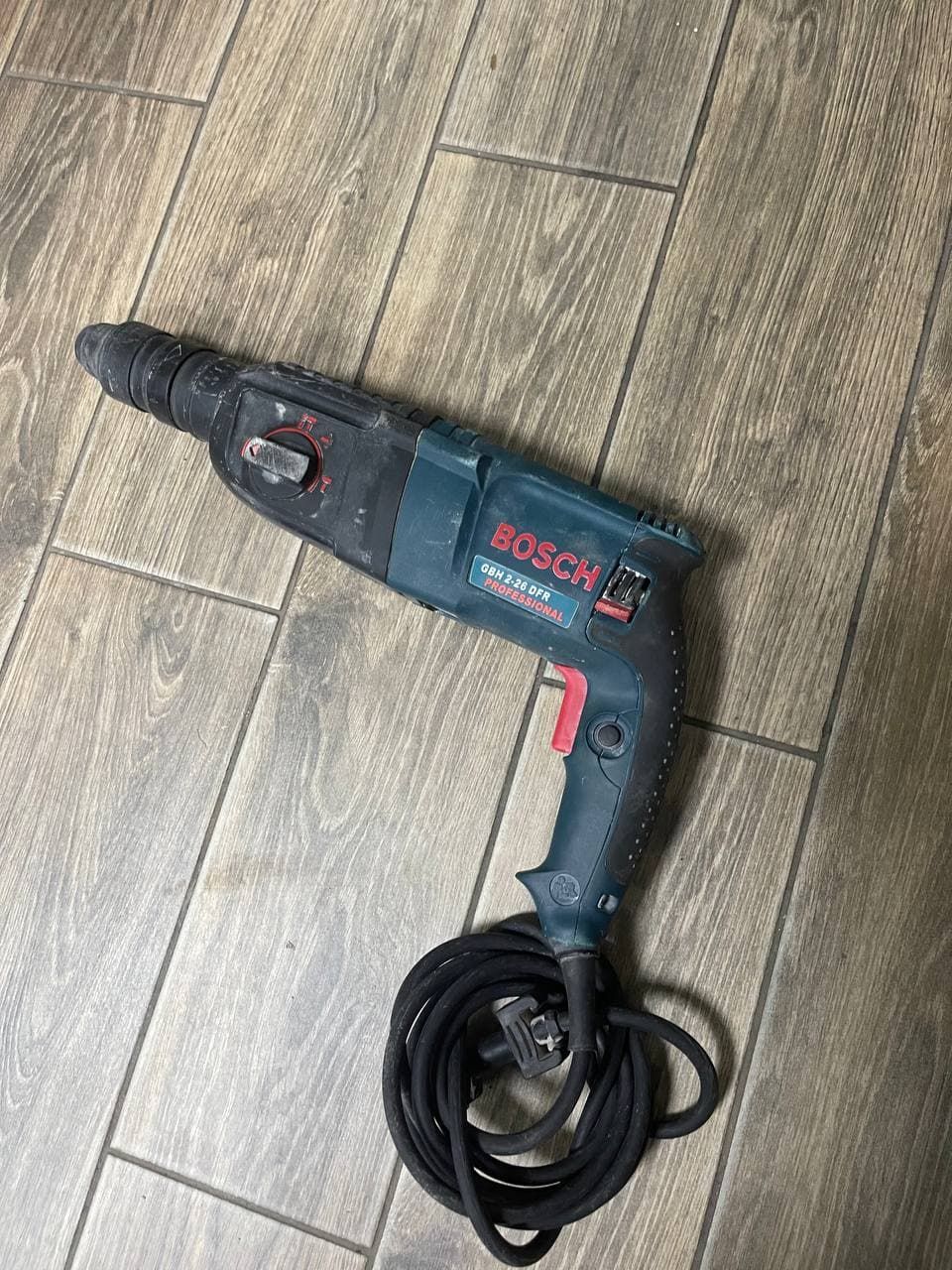 Перфоратор с патроном SDS plus BOSCH GBH 2-26 DFR Professional