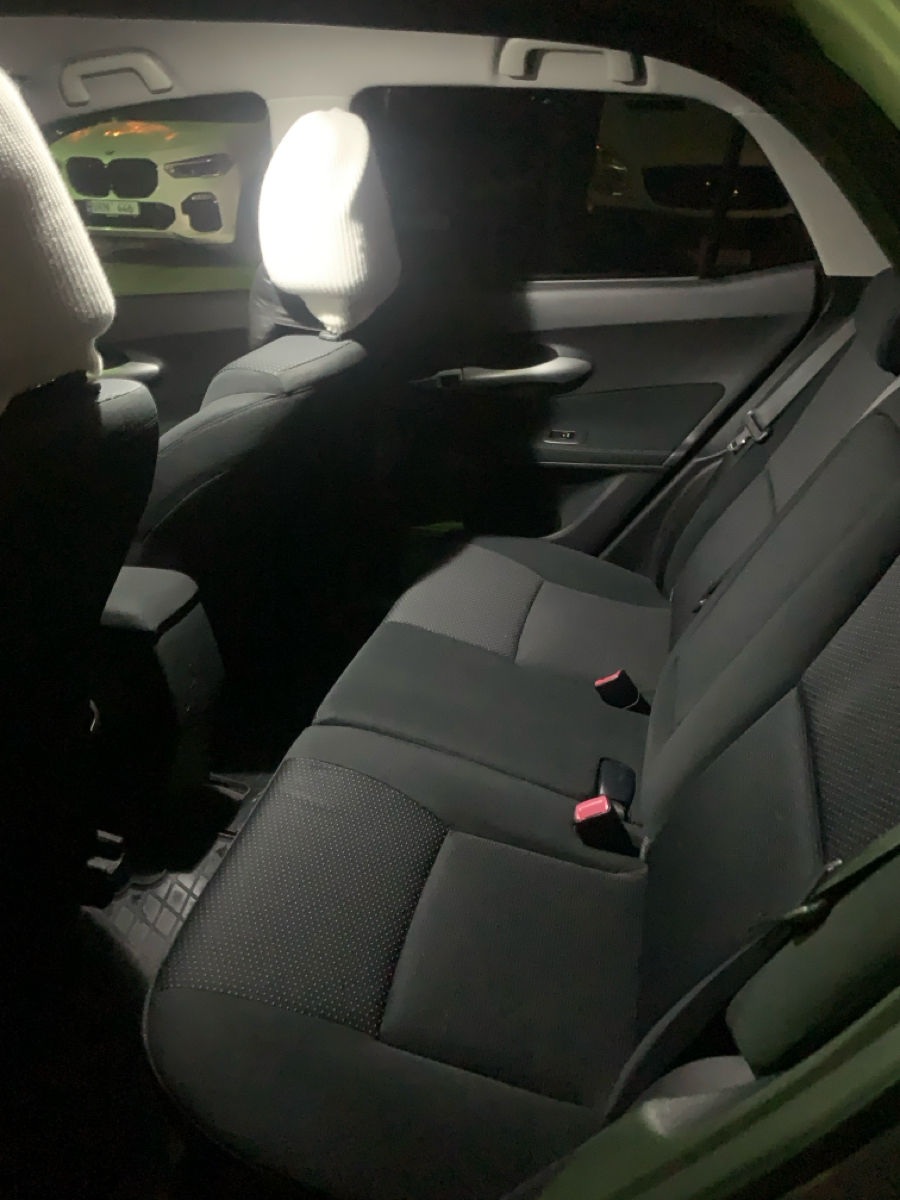Toyota Auris фото 4