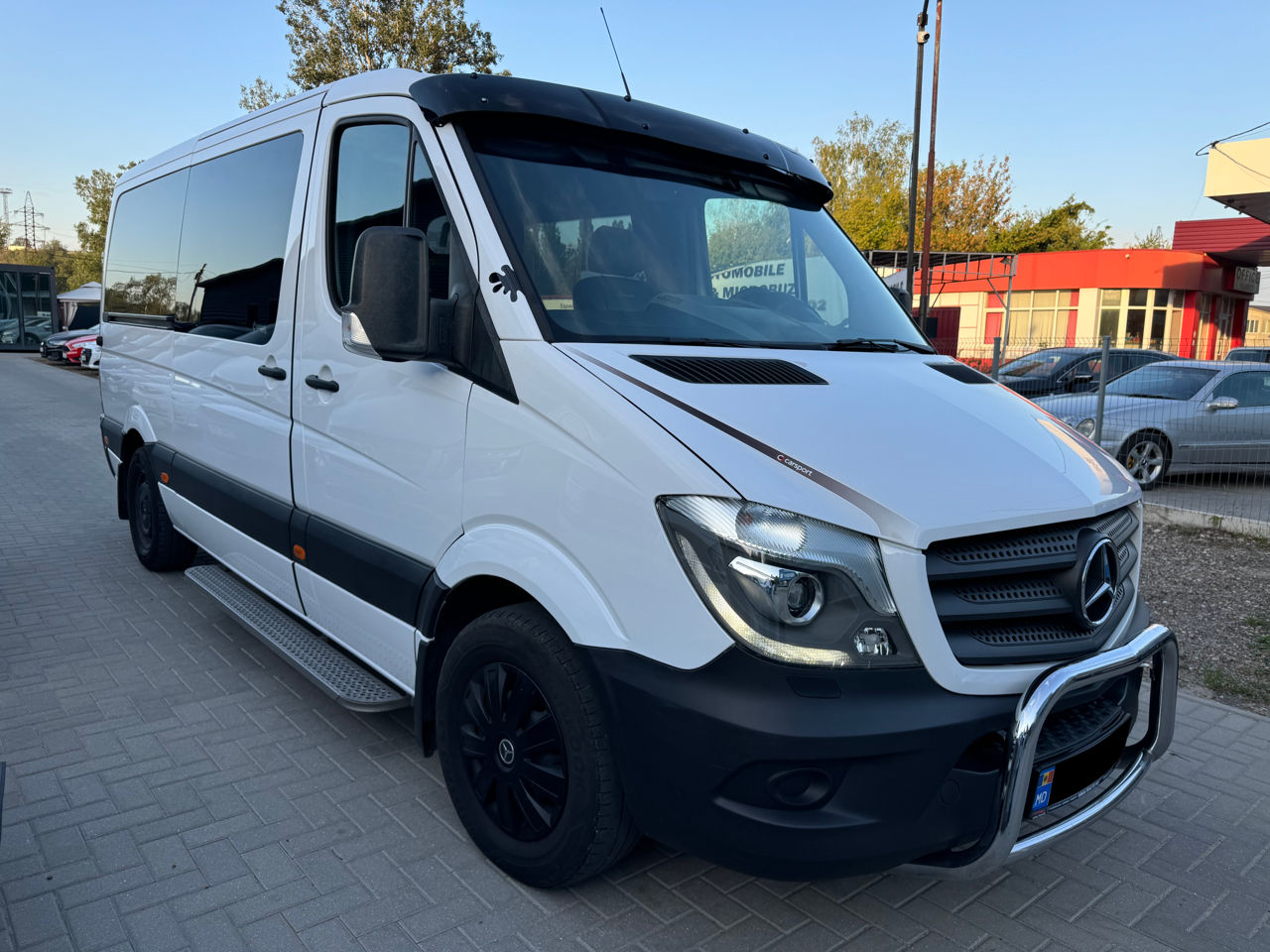 Mercedes Sprinter 9 locuri foto 3