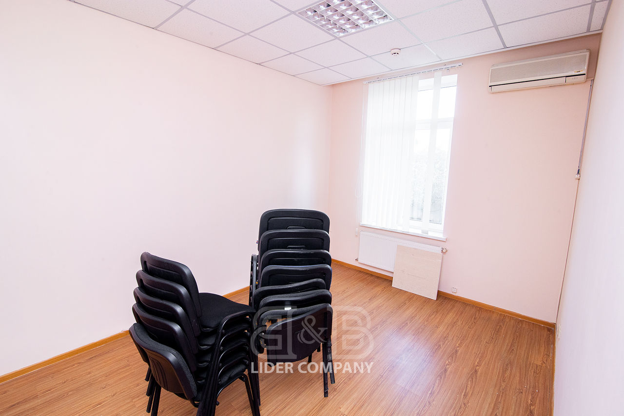 Chirie Spatiu comercial 440 mp Reparat Buiucani sculeni str. Mesager foto 11