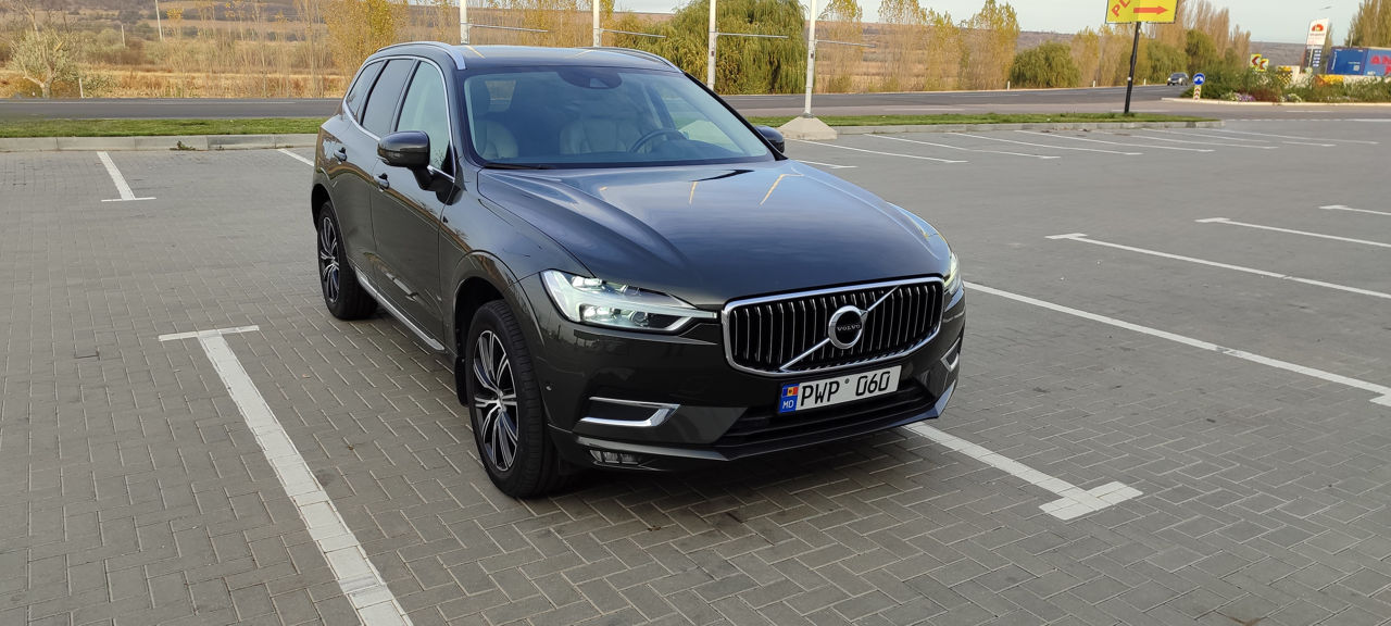 Volvo XC60 foto 0