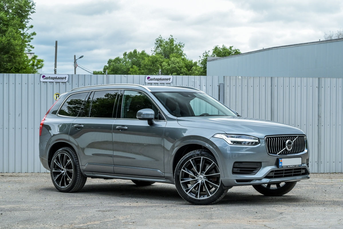Volvo XC90 foto 1