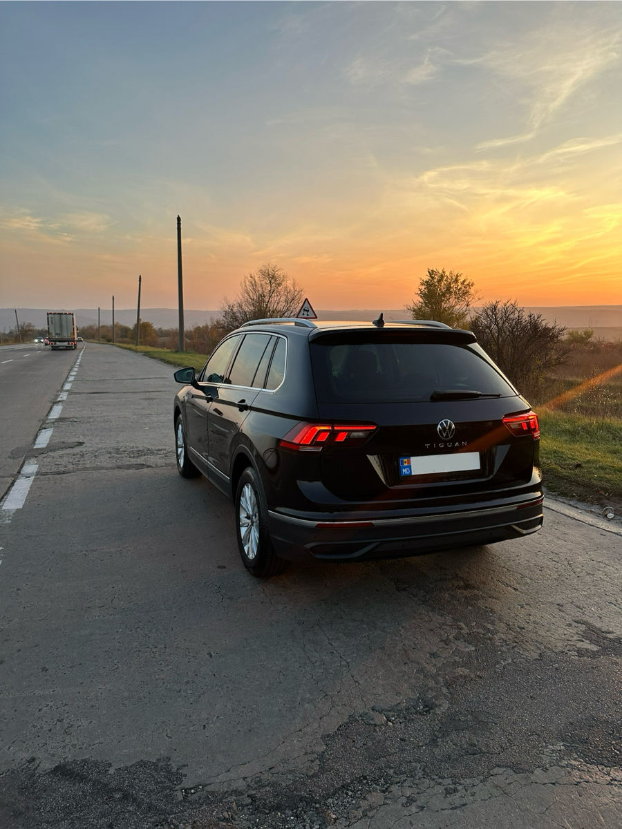 Volkswagen Tiguan foto 2