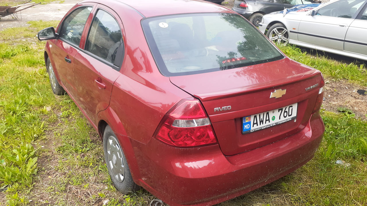 Chevrolet Aveo фото 2