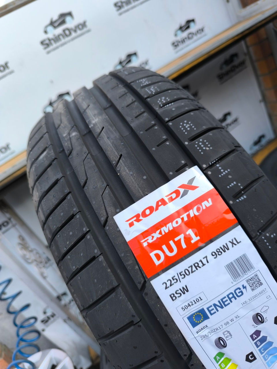 RoadX 225/50 R17 лето - 1380 лей фото 1