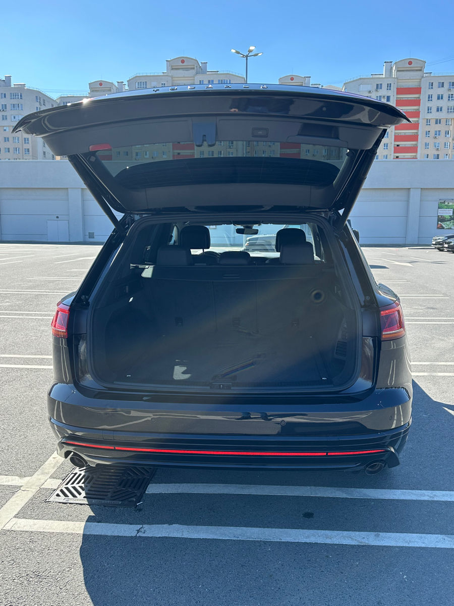 Volkswagen Touareg foto 5
