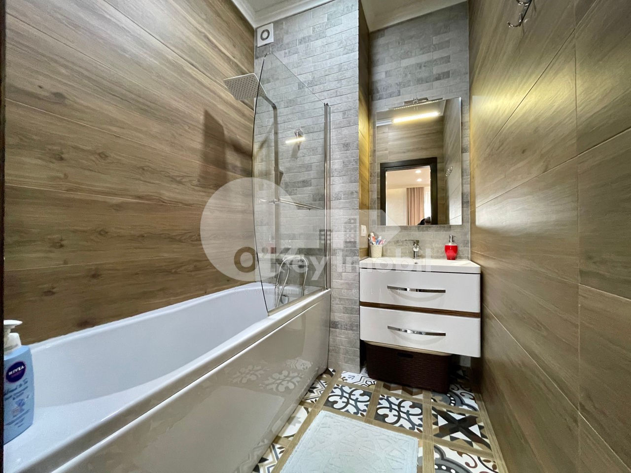 Apartament cu 2 camere, 100 m², Centru, Chișinău foto 7