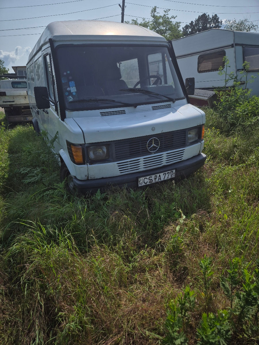 Mercedes 310D
 фото 2