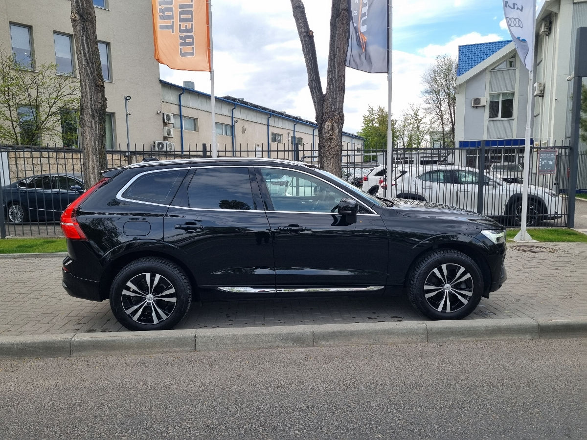 Volvo XC60 2021 photo 4