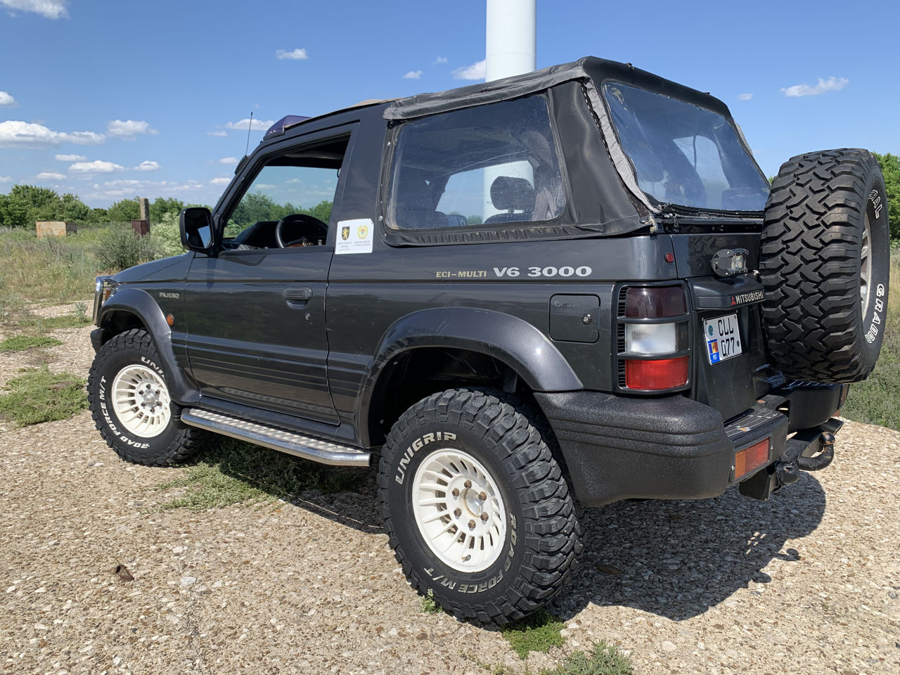 Mitsubishi Pajero foto 4