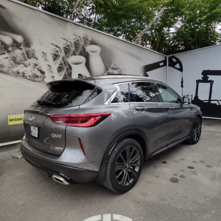 Infiniti QX50 фото 1