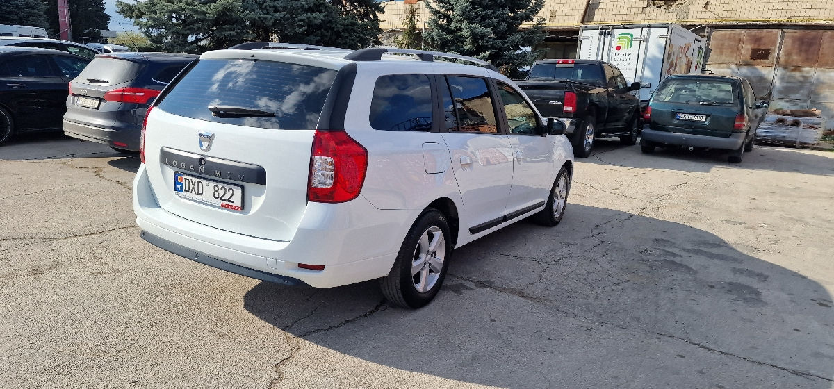 Dacia Logan foto 3