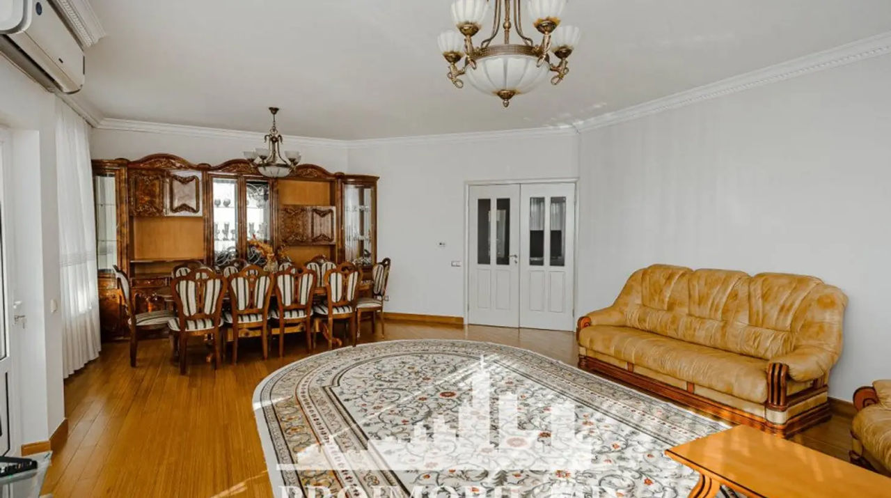 Apartament cu 3 camere, 149 m², Centru, Chișinău foto 10