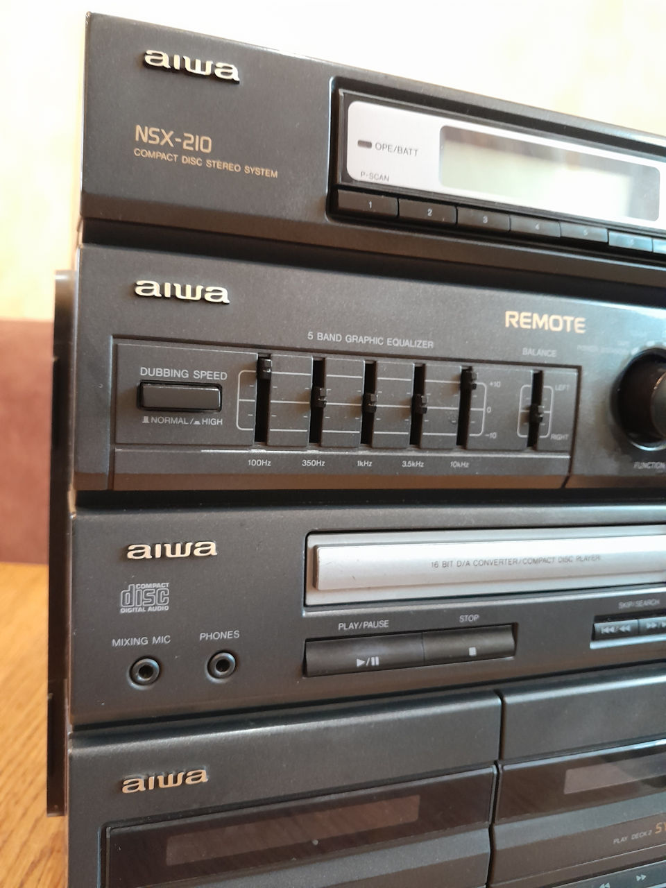 AIWA NSX-210 compact disc stereo system. foto 3