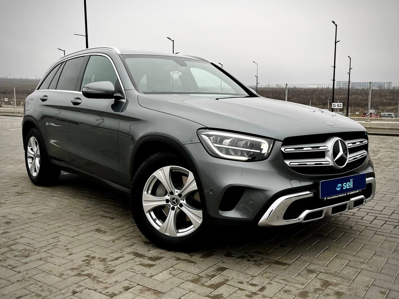 Mercedes GLC foto 4